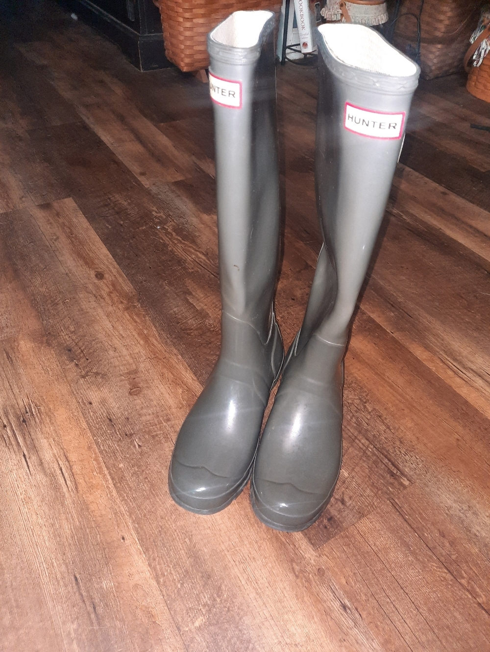 Hunter Tall Gloss Rain Boots in Grey